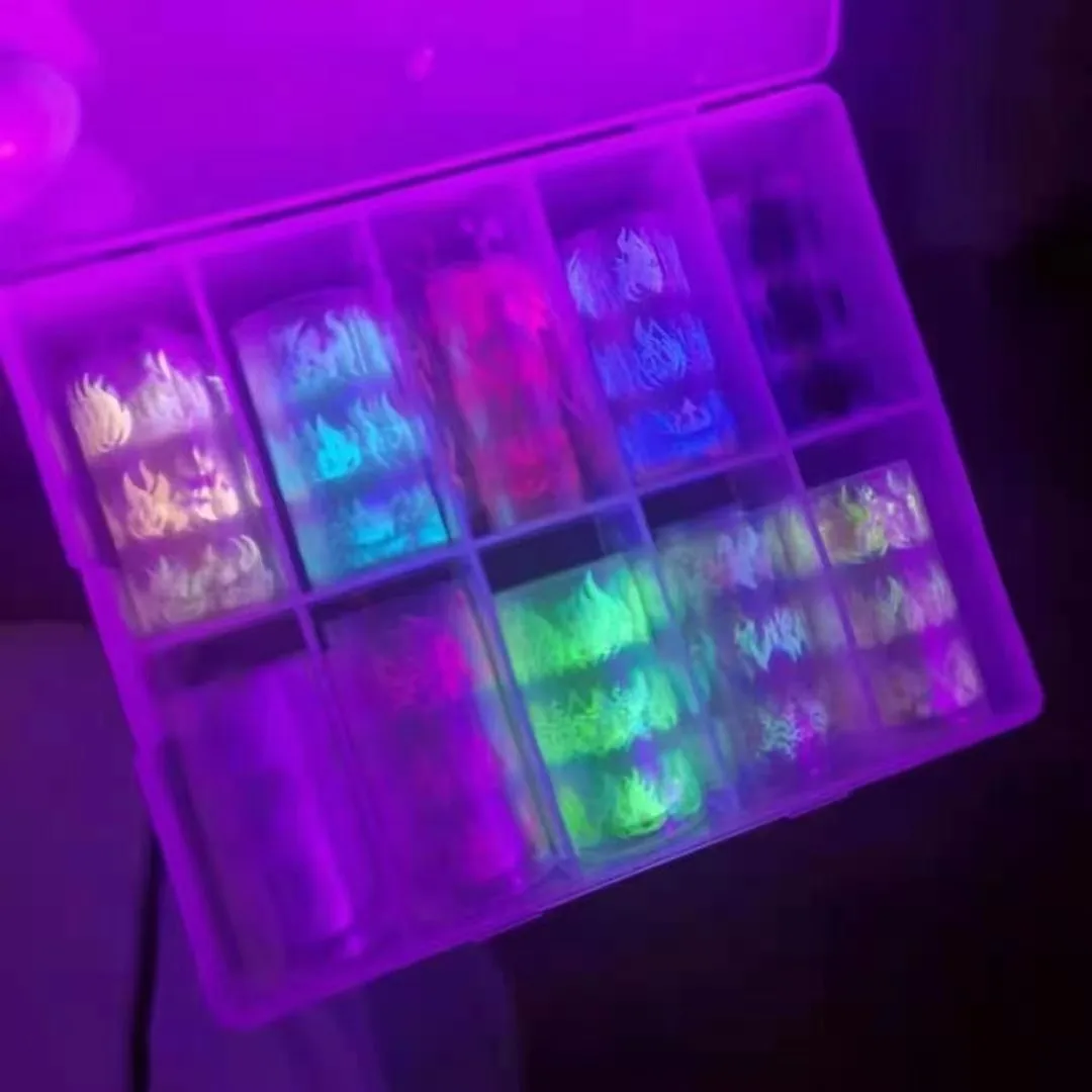 

Fashionable wholesale fluorescence nail foil set glow in the dark for beauty salon, Colorful