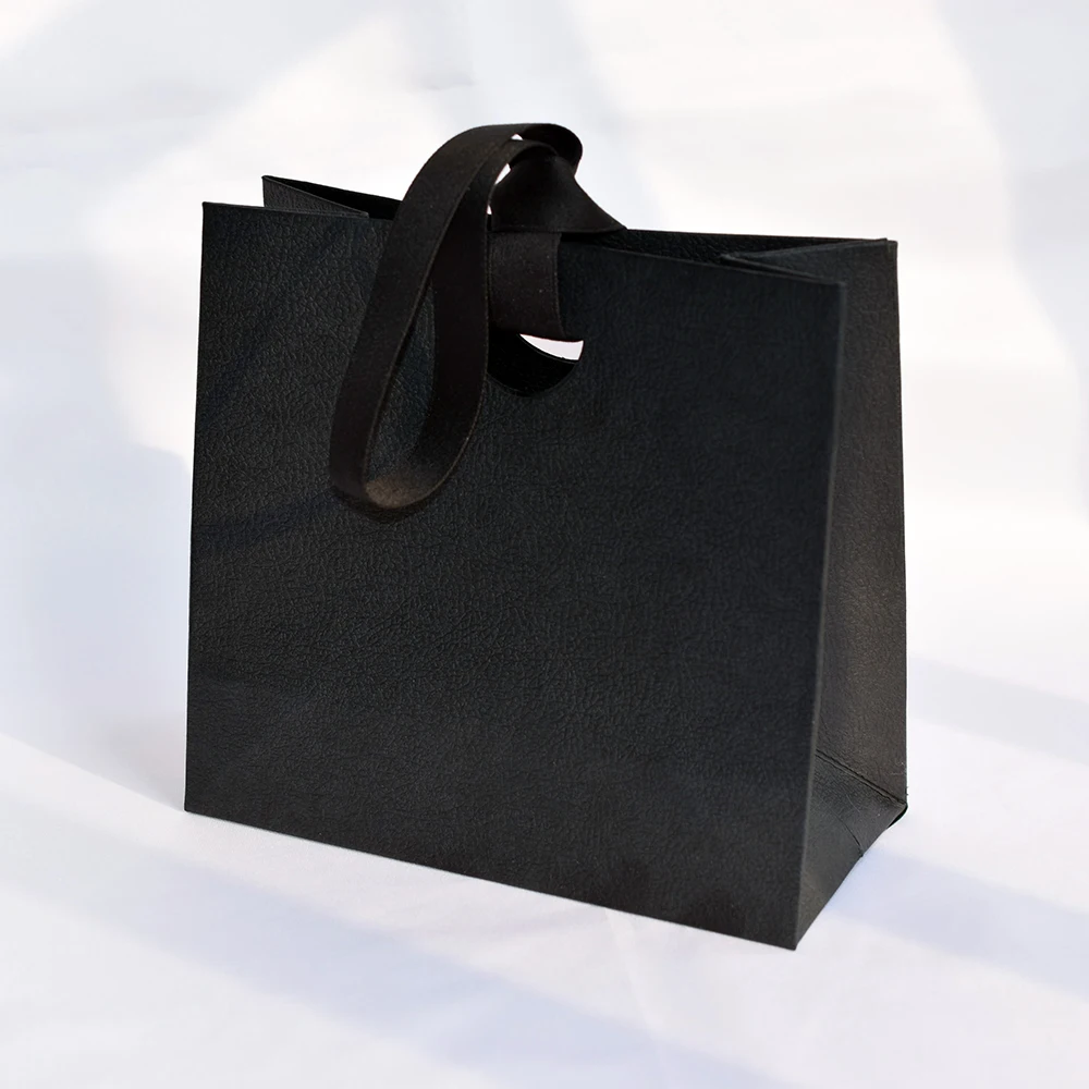 CSMD Chinese Manufacturer Small Order Quantity Ready to Ship Wholesale Jewelry Packaging Cheap Price Black Cosmetic Bag for Gift