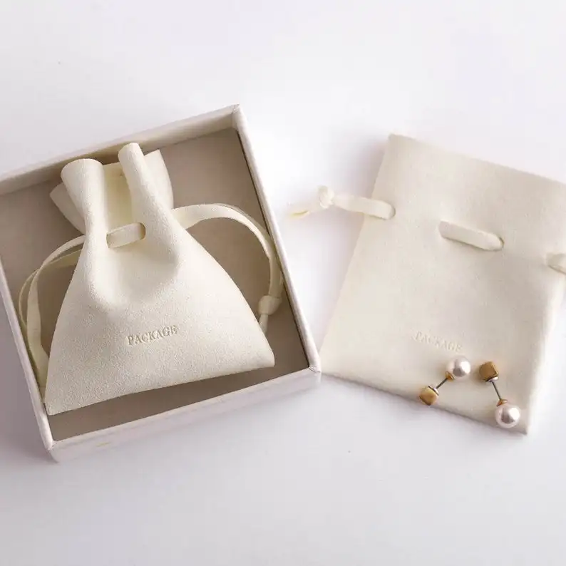 

Wholesale Personalized Logo Microfiber Pouch Jewelry Packaging Drawstring Bag For Necklace