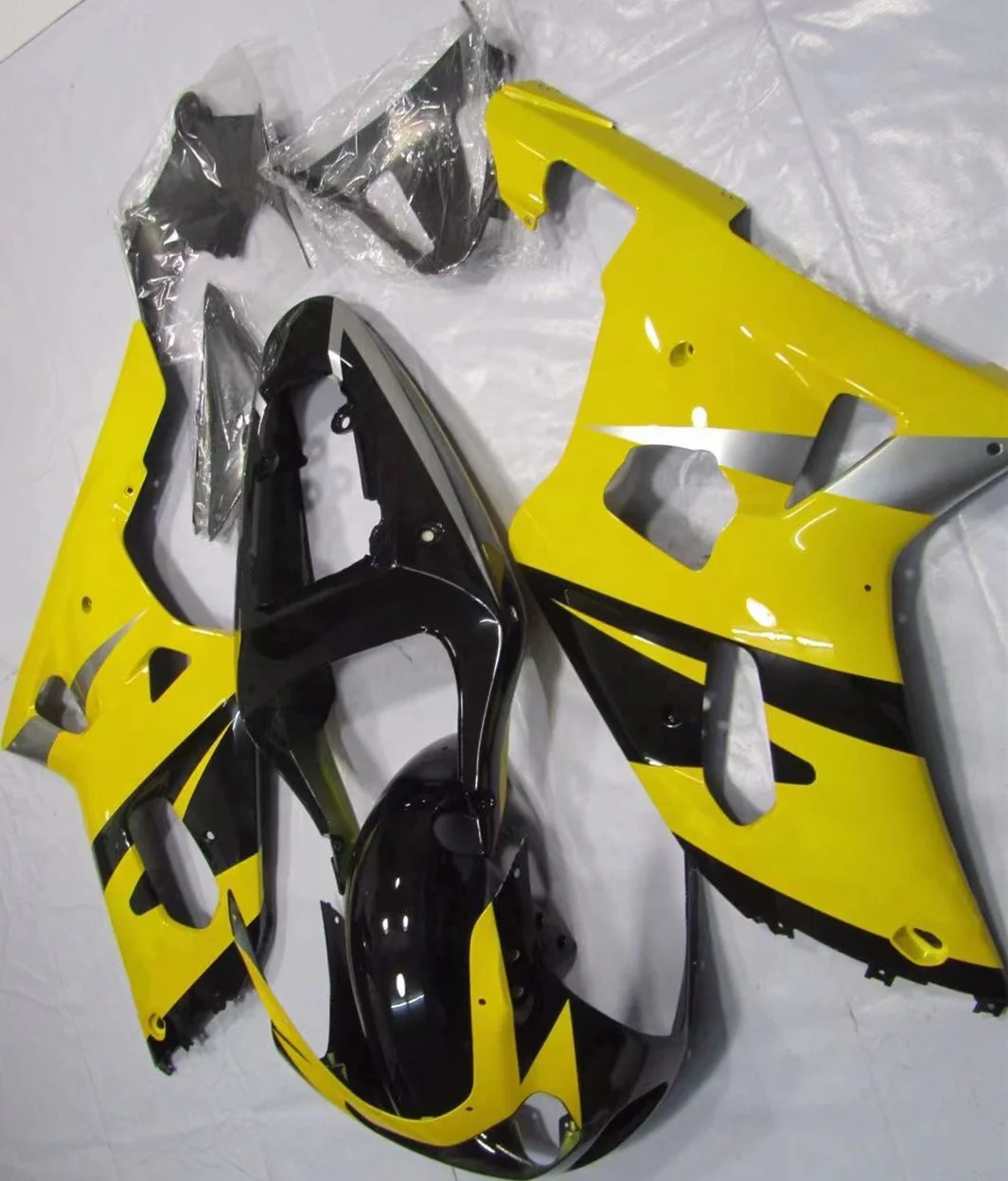 

2022 WHSC Motorcycle Parts For SUZUKI GSXR600-750 2001-2003 ABS Plastic Bodywork Yellow Black, Pictures shown
