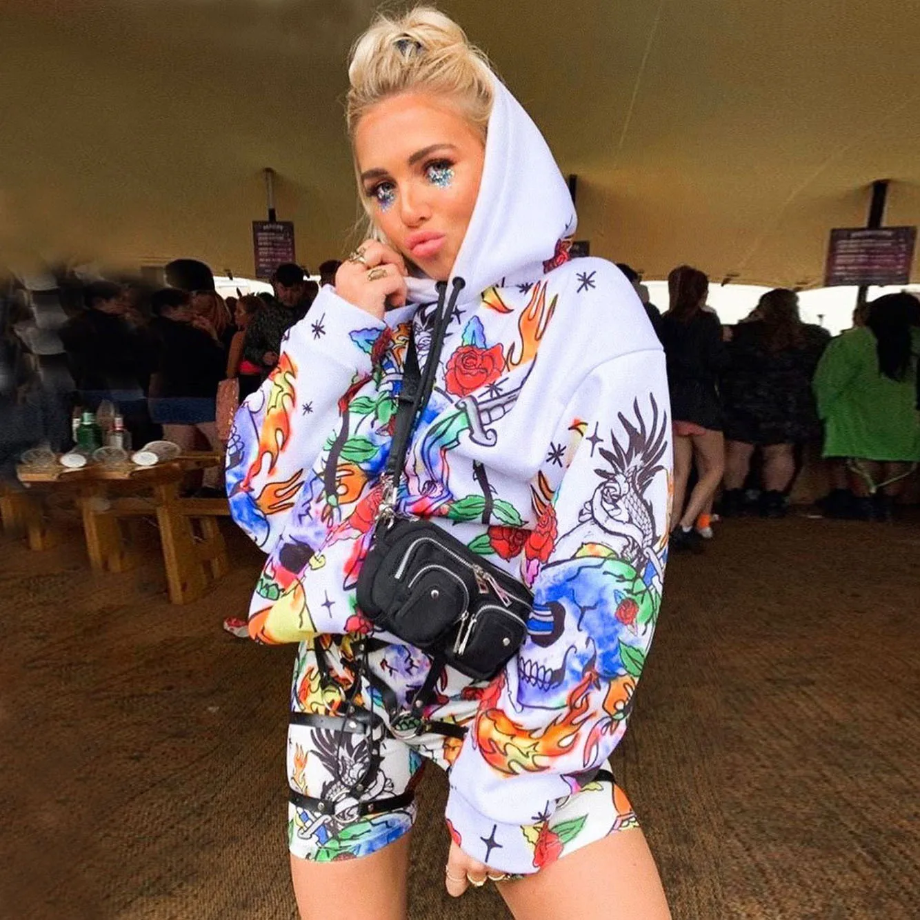 

Yingchao Hot 2020 Fashion New Arrivals Casual Black and White Graphic Print Long Sleeve Loose Hip Hop Hoodie Sweatshirts Women