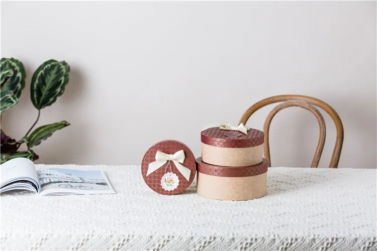 Good quality different sizes bulk craft packaging paper gift box round gift boxes .jpg