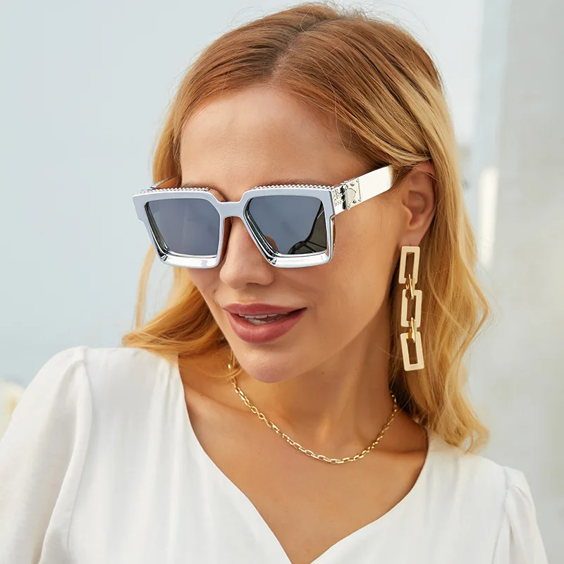 

2021 new diamond inlaid bling generous Frame Sunglasses Women's Fashion Shades Sunglasses