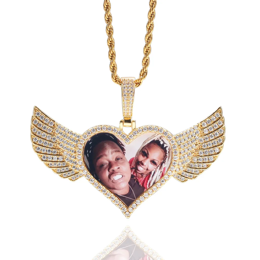 

New Hiphop Custom Charm Jewelry 18k Gold Plated Micro Paved AAA CZ Heart Wings Picture Pendant Necklace