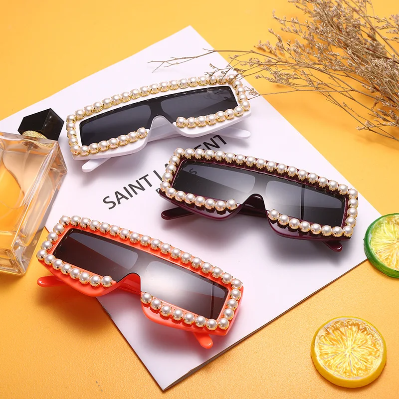 

Sunglasses 2022 retro classic party personality red retro square pearl sunglasses women, Choice