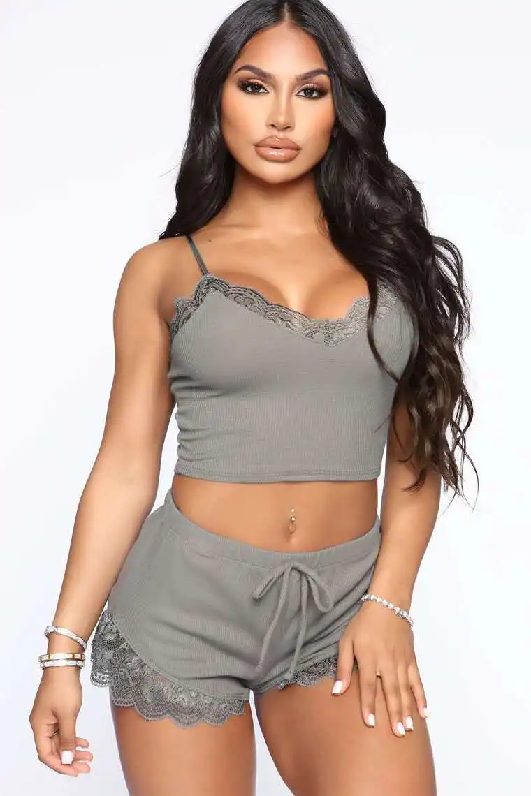 
Women Pajamas Sleepwear Black Lingerie Sleepwear V-neck Lace Bow Spaghetti Strap Cami Top Shorts Set Pajamas Sets Nightwear 