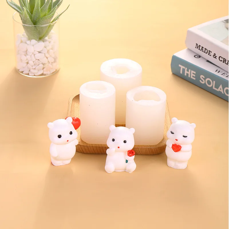 

Cute mini confessions Bear scented candle silicone mold plaster scented decoration cake mold, Red