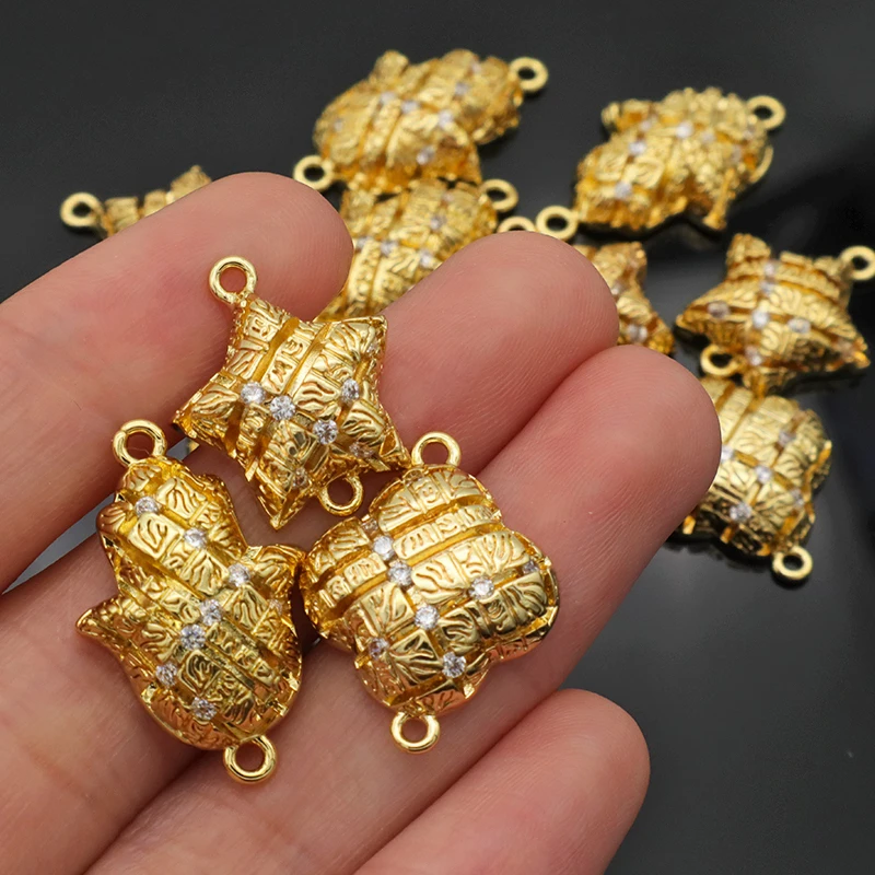 

Good quality 2021 wholesale fashion design woman jewelry 18K gold plated star flower bracelet bangle charms