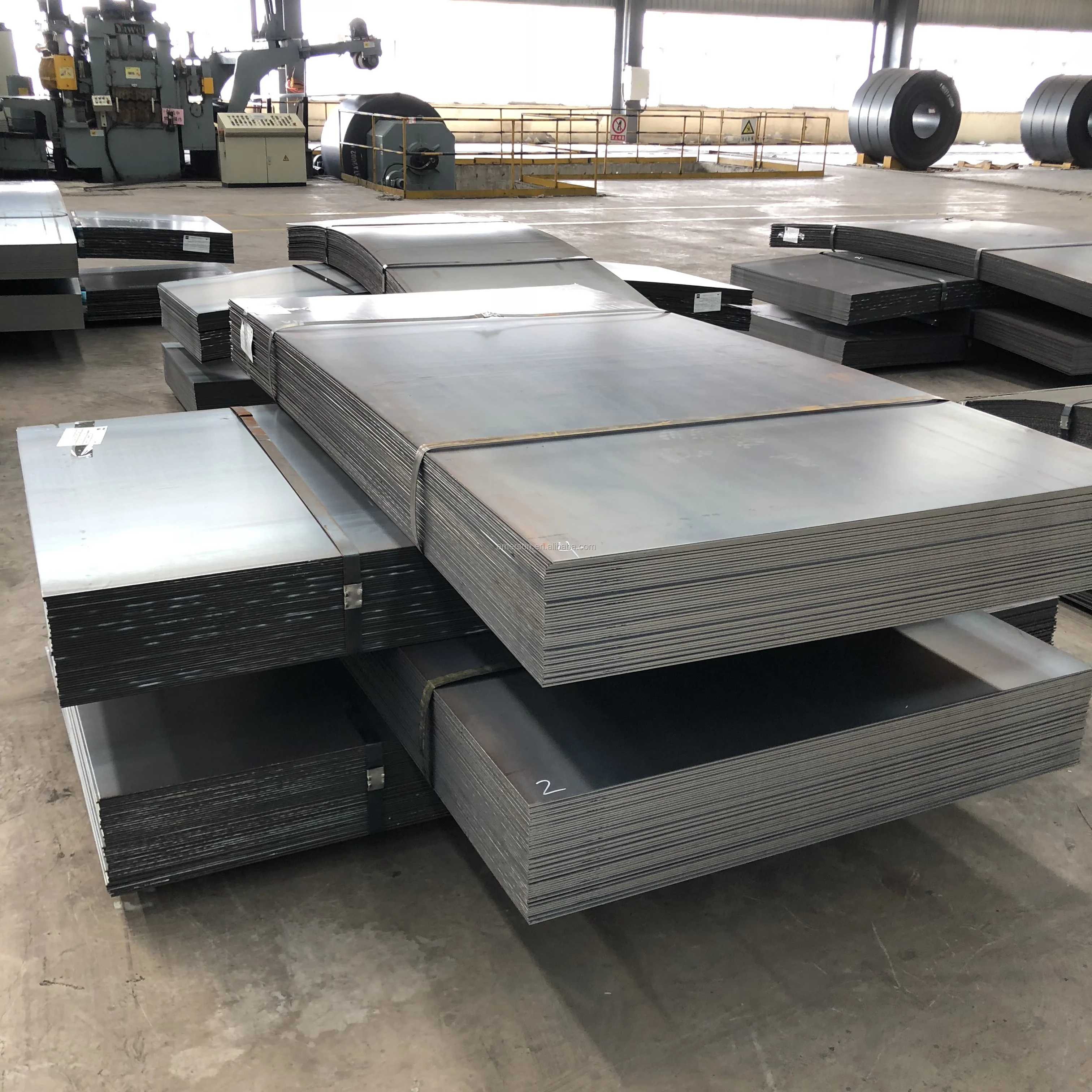 中国制造瓦楞碳钢板价格为每公吨彩涂板钢板 