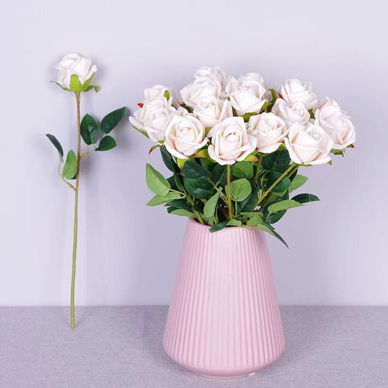 Wholesale Real Touch Silk White Rose Artificial Velvet Rose Flowers for Wedding Decoration Artificial Flowers