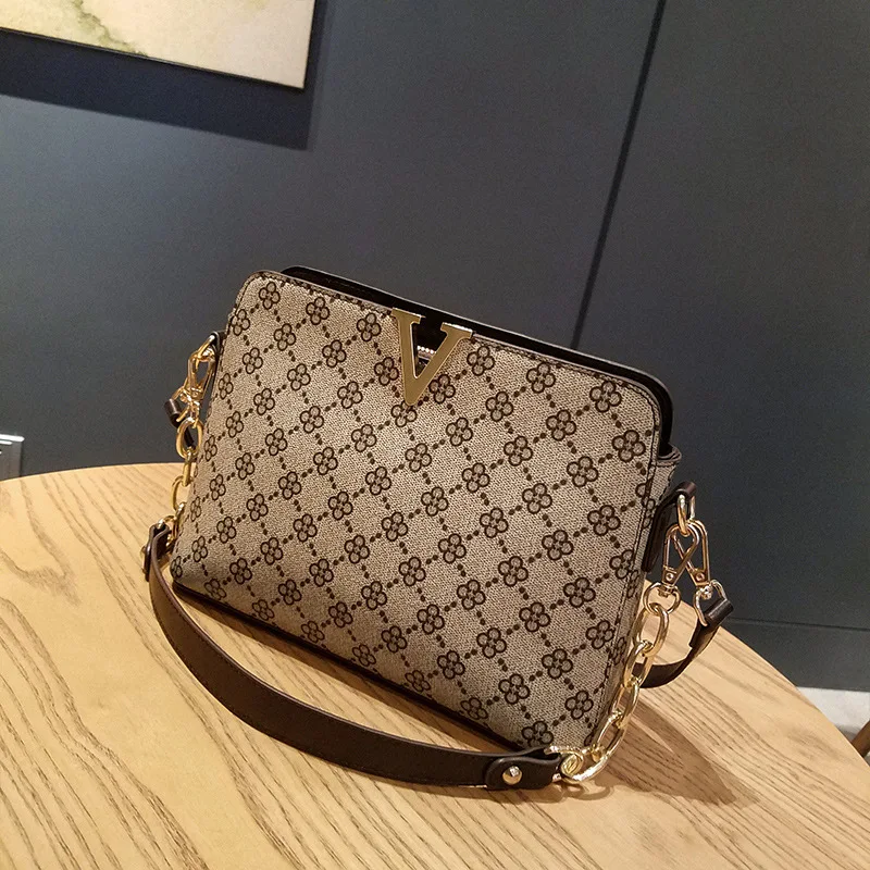 

luxury bags women handbags retro fashion trends messenger bags lady designer women purses and handbags ladies