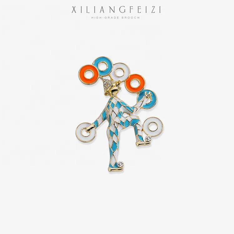 

QIANZUYIN Retro High Quality Jewelry 18K Gold Hip Hop Circus Clown Brooch