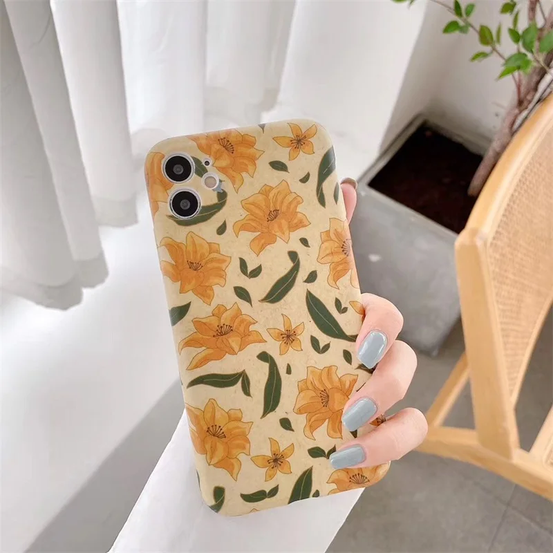 

Retro Flowers Leaves Phone Case For iPhone 11 Pro Max XR XS Max 7 Plus SE Vintage cases Liquid silicone soft Back Cover coque