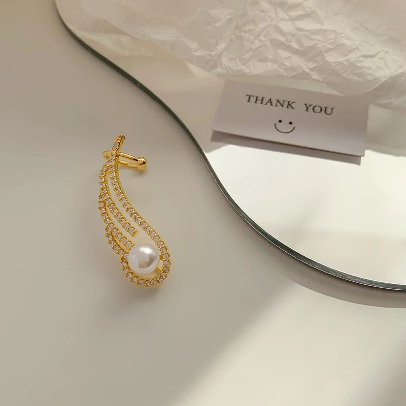 

Vershal F-9 Elegant 18k Gold Plated Luxury Zircon Wings Pearl Clip-on Stud Earrings For Women