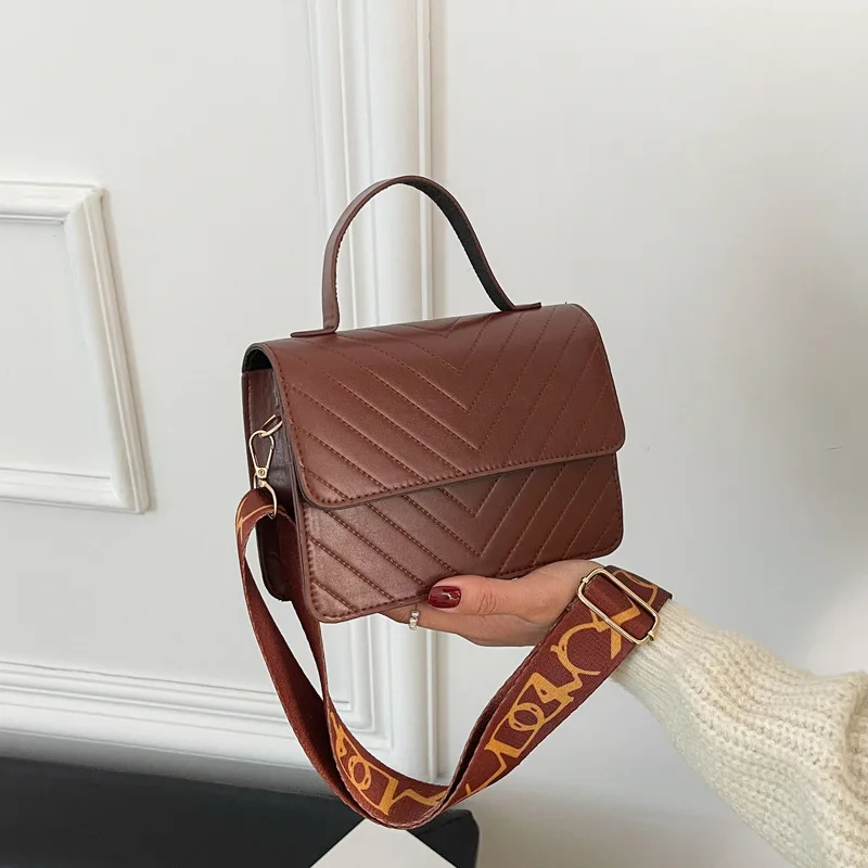 

New Fashion Embossed Girls Handbag Wholesale PU Leather Shoulder Crossbody Bag Retro Women Messenger Bag Women's Handbags