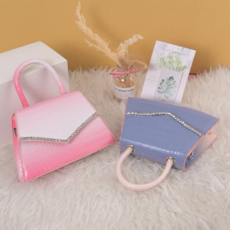 

Women's small square bag 2021 new simple and fashionable small bag women's messenger shoulder bag all-match, Customized color