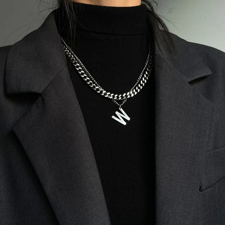 

New Double Layered Hip Hop Ladies Pendant Letter W Chain Necklace Titanium Steel Layered Chain Necklace, As picture