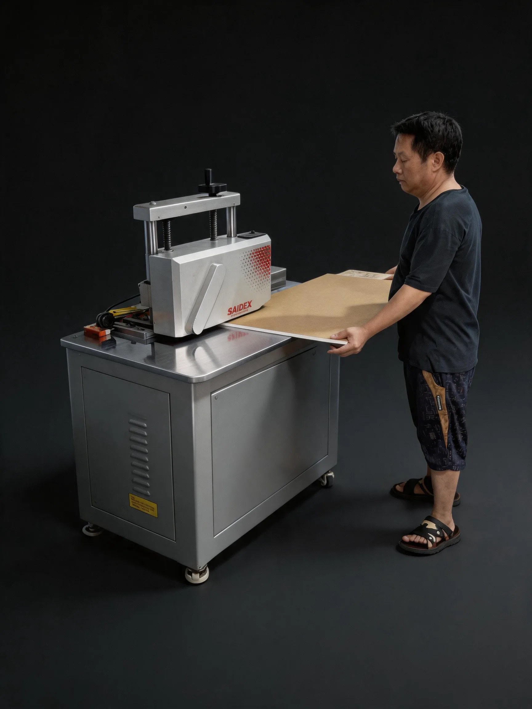 High-Speed Edge Trimming Machine