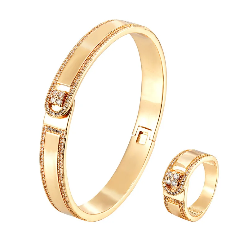 

Wholesale Fashion Jewelry Set Zircon Bangle Bracelet Rings Accessories for Women