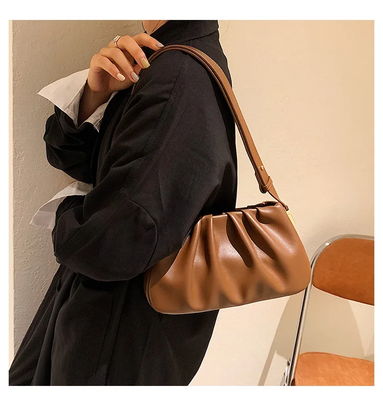 

new pleated cloud armpit bag classic shoulder messenger bag western style women handbag, White, black, dark brown, milk tea apricot