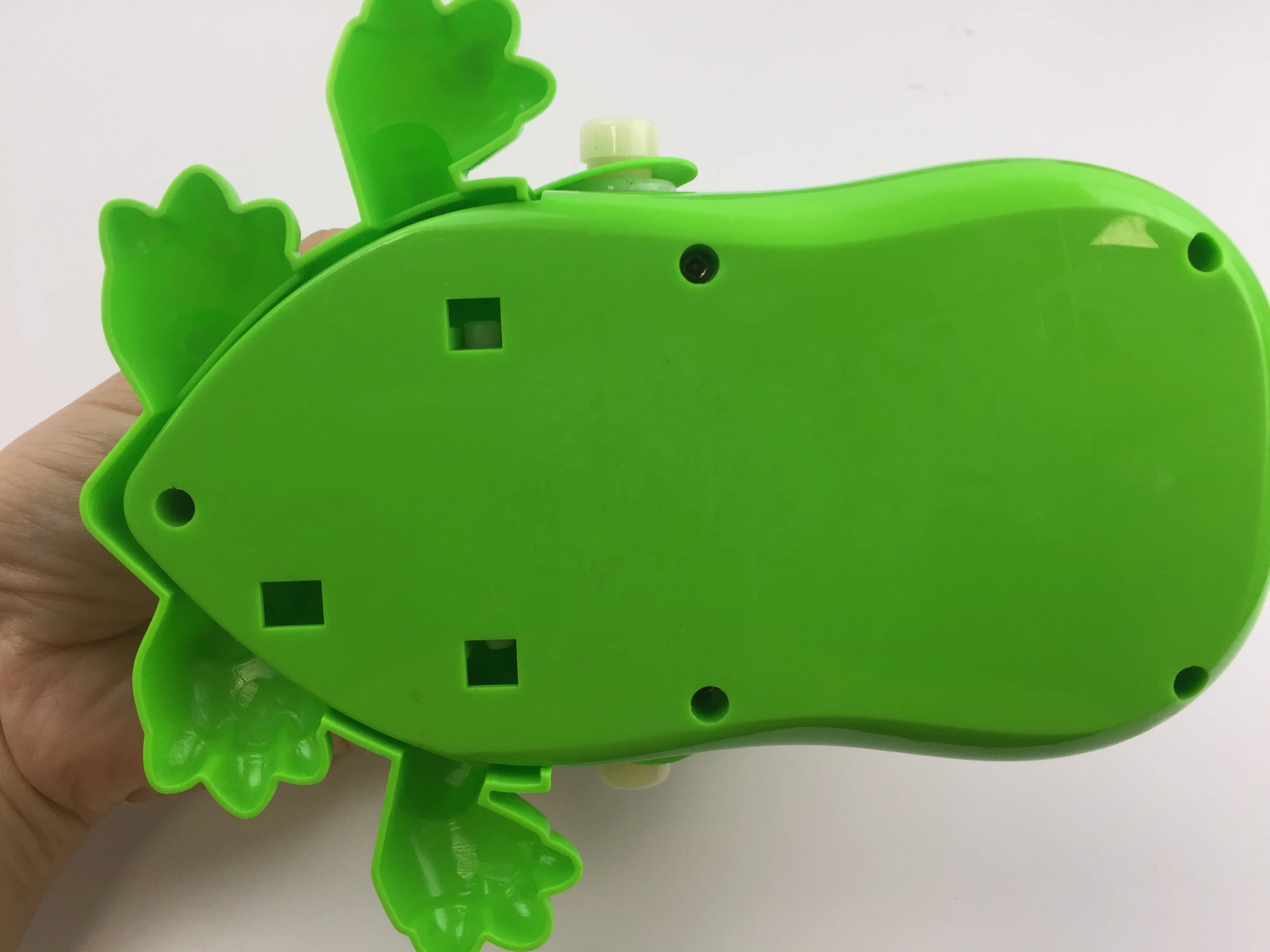 
Classic Snappy Crocodile Bite Toy Dentist Game Catch Me Flashing Eyes Evil Laugh Toy for Kids 