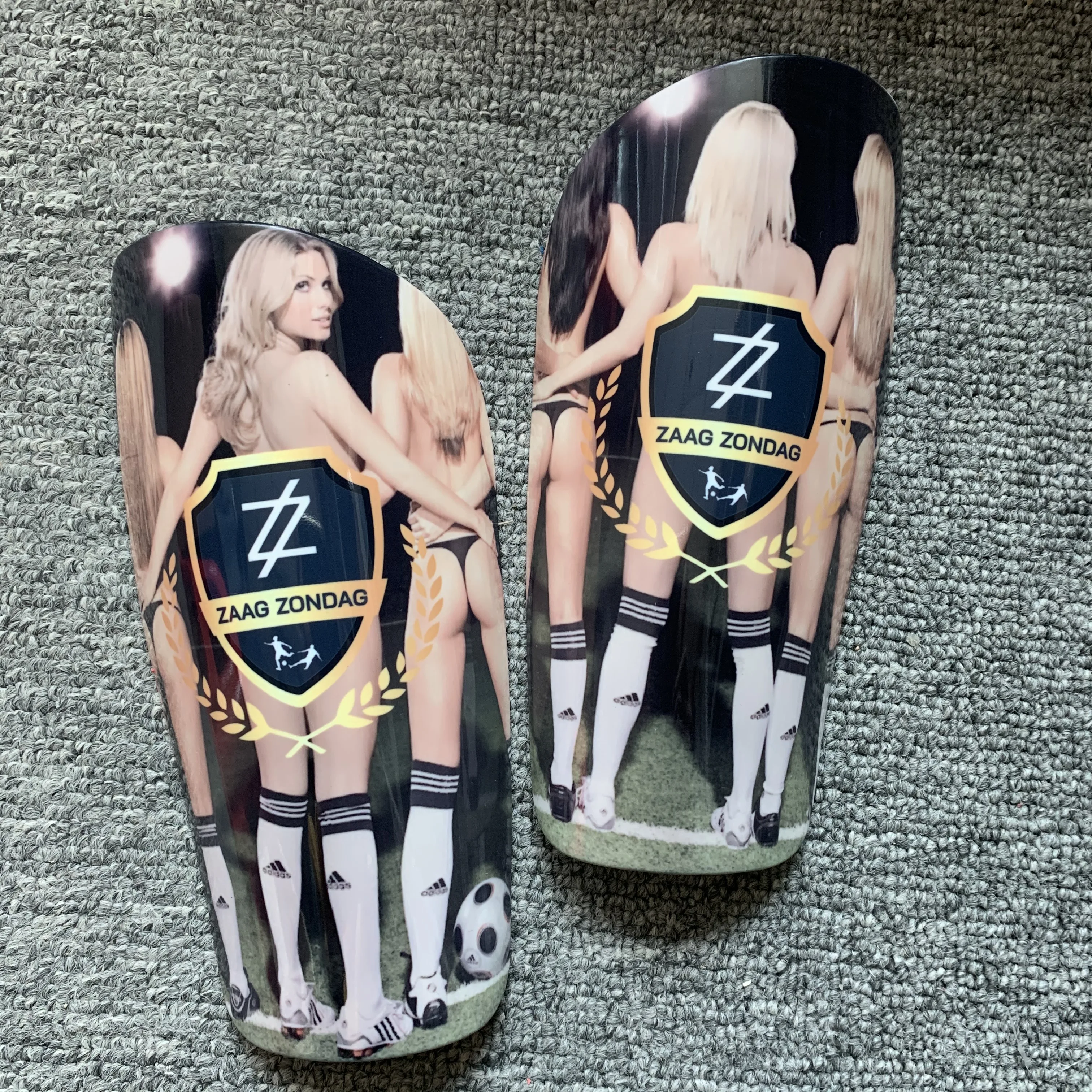 

sublimation customized LOGO High quality New arrival PC material soccer shin guards leg protector with S M L Size, White