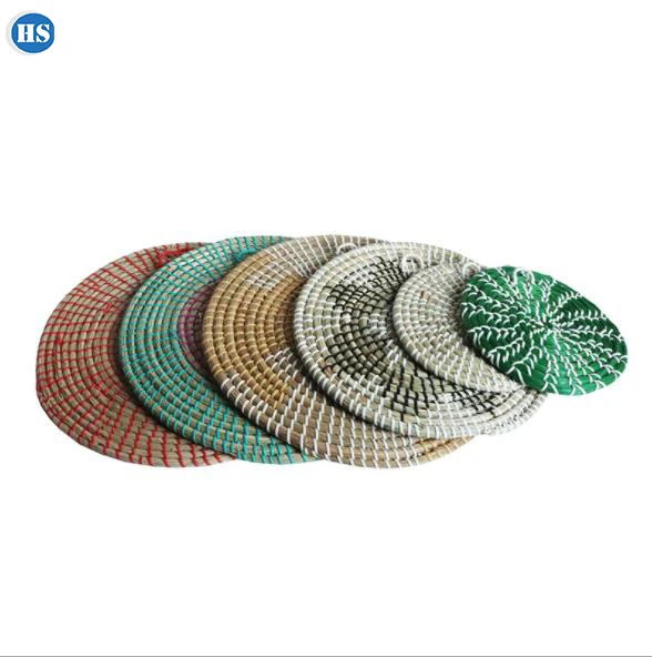 

Eco Friendly Seagrass Hand Made Round Straw Mat Decorative Ornaments