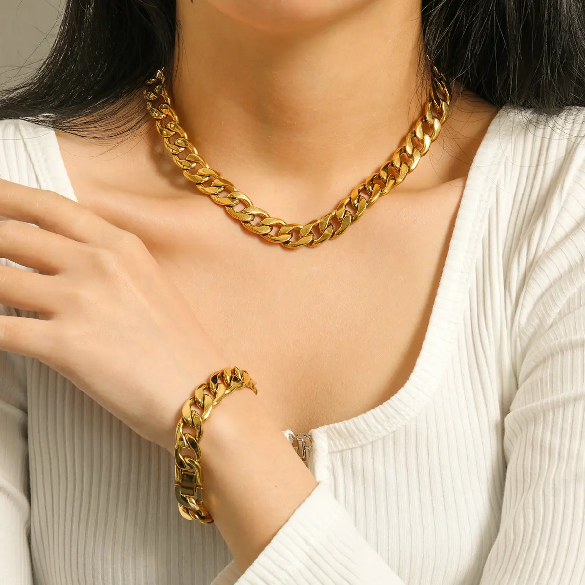 

wholesale charm italian stainless steel jewelry bracelet Cuban Chain Bracelet pendant gold Plated Women Men Punk Jewelry