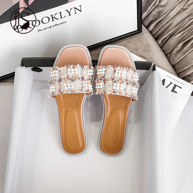 

Summer 2021 new fashion hot sales women's slippers Outdoor small fragrance sandals flat heel women's shoes, Picture