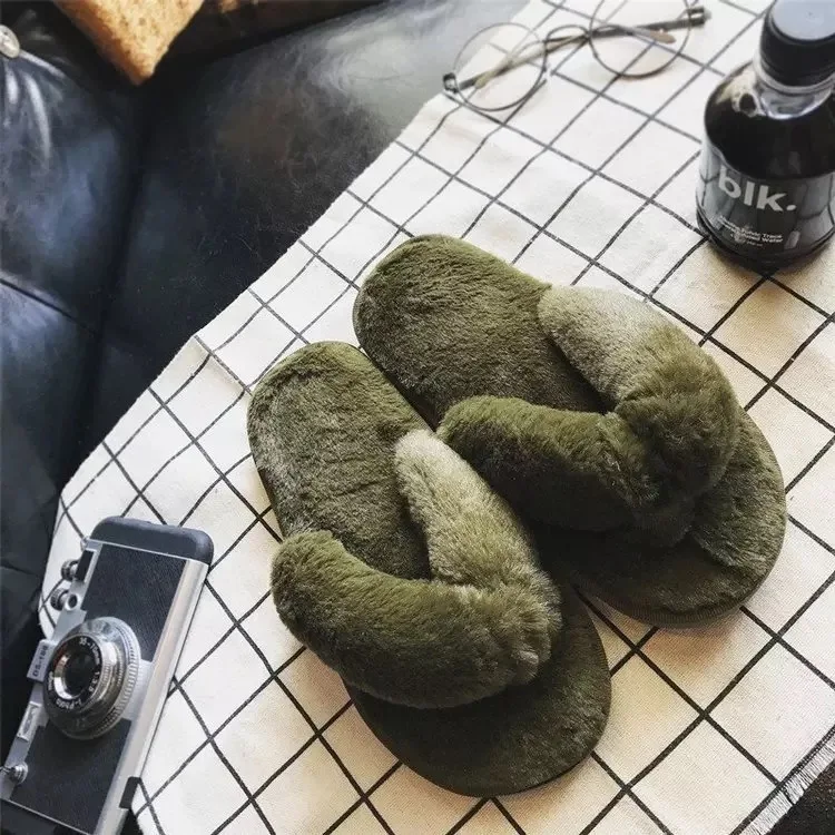 

Jtfur Wholesales Indoor Fuzzy Slippers Ladies Fur Flip Flop Plush Sliders Fur Warm Winter Slides, Customized color