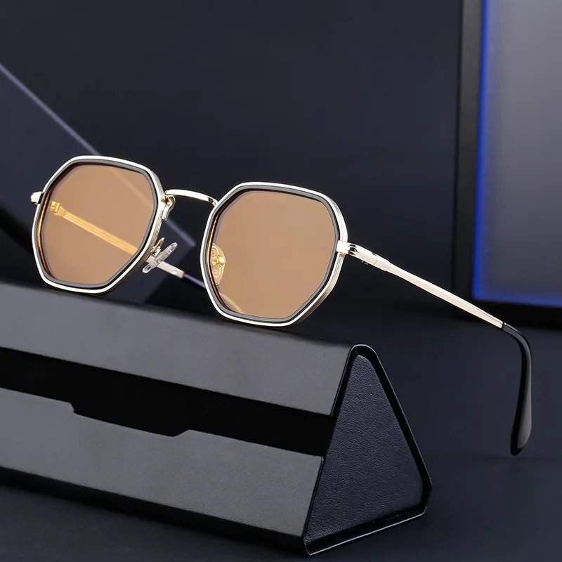 

2024 Wholesale classic vintage men metal steampunk sunglasses small square retro uv400 sunglasses