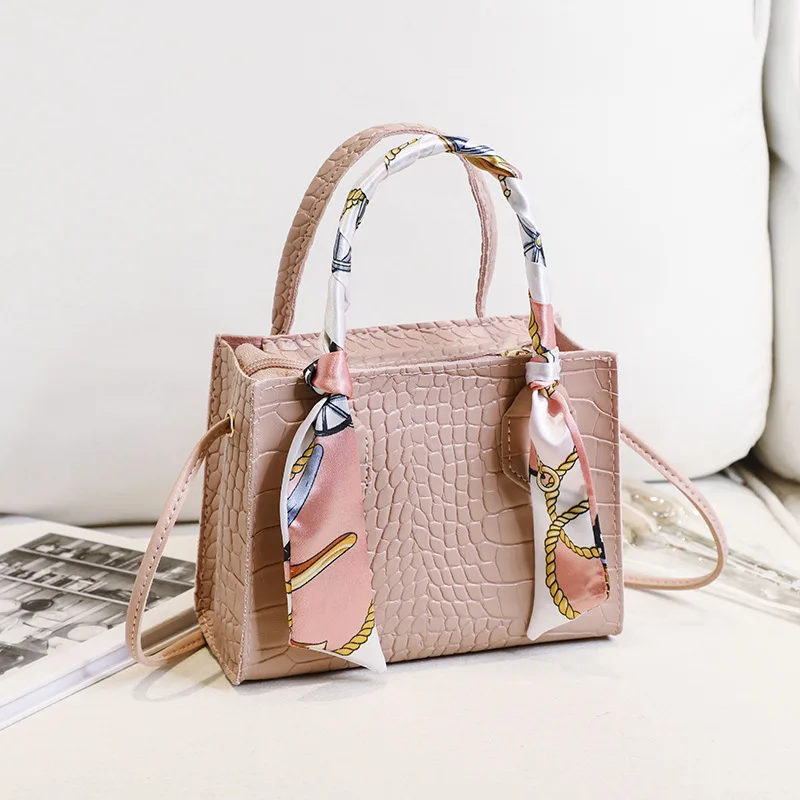 

2022 Hot Luxury Ladies Silk Scarf Handbag Fashion Solid Color Crocodile Pattern Diagonal Bag