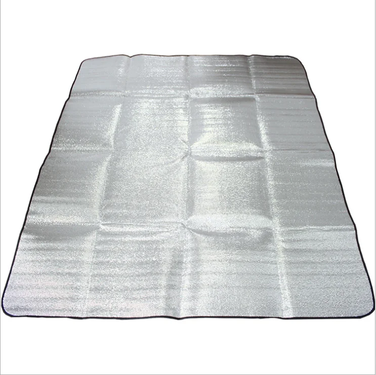 

Outdoor Extra Large Portable Double Side Aluminium Film Coating Picnic Mat Blanket For Camping Hiking, Customized