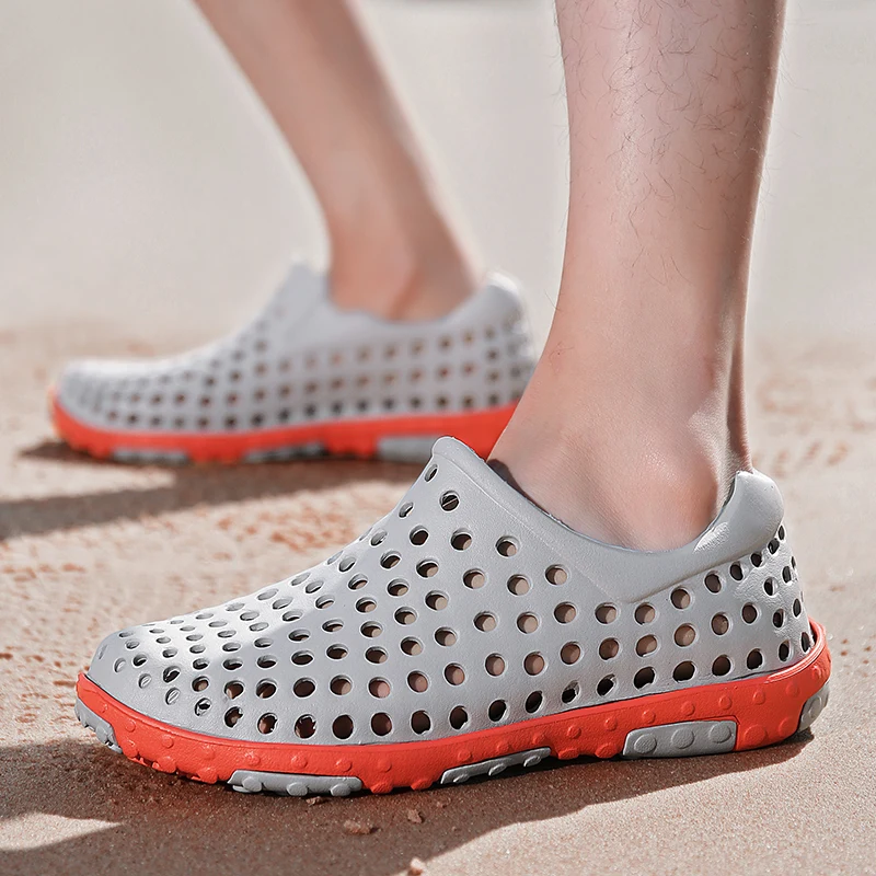 

2021 Fashion Men's Holes Sandals Hollow Breathable Flip Flops Outdoor Beach Slippers Roman Shoes