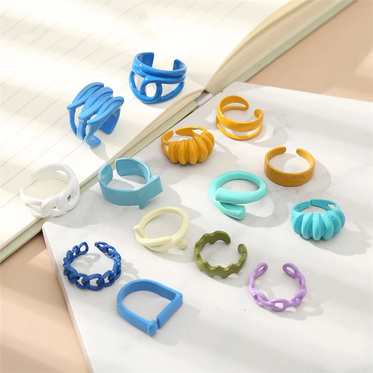 

Retro Alloy Spray Color Ring Fashion Niche Color Macaron Index Finger Ring Temperament Candy Color Ring, Picture shows