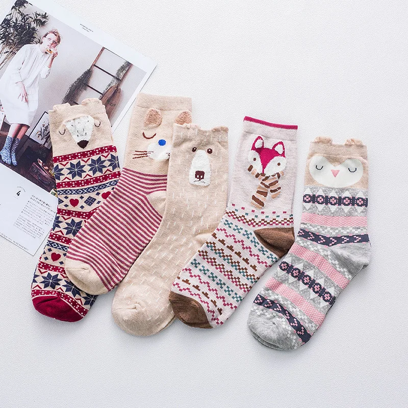

2019 hot style pure cotton girls and women cute animal socks, Pantone color