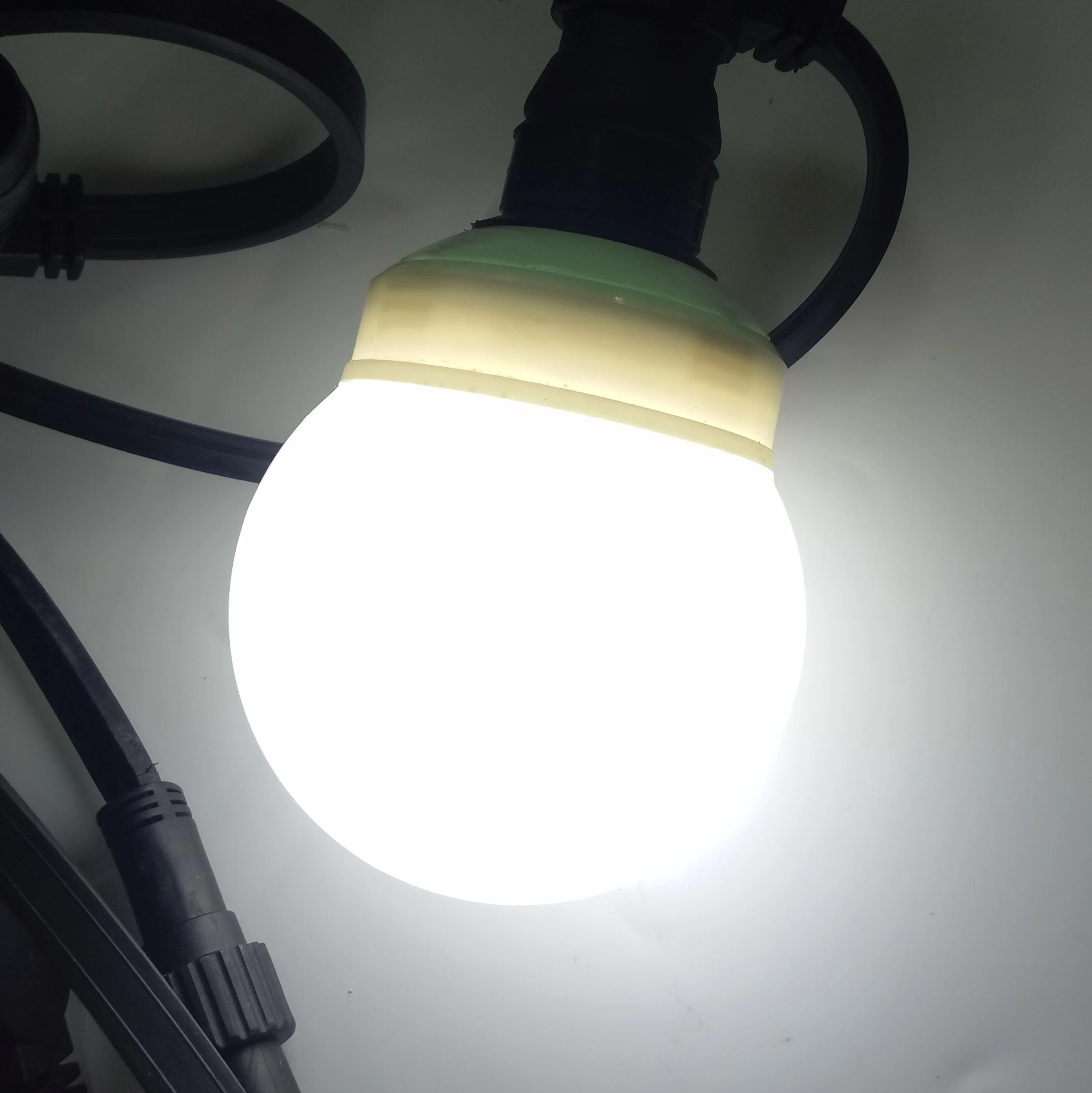 Raw Material 6500k Lights White G100 Milky Globe B22 Light Bulb Christmas Replacement Bulbs Led Energy Saving Lamp