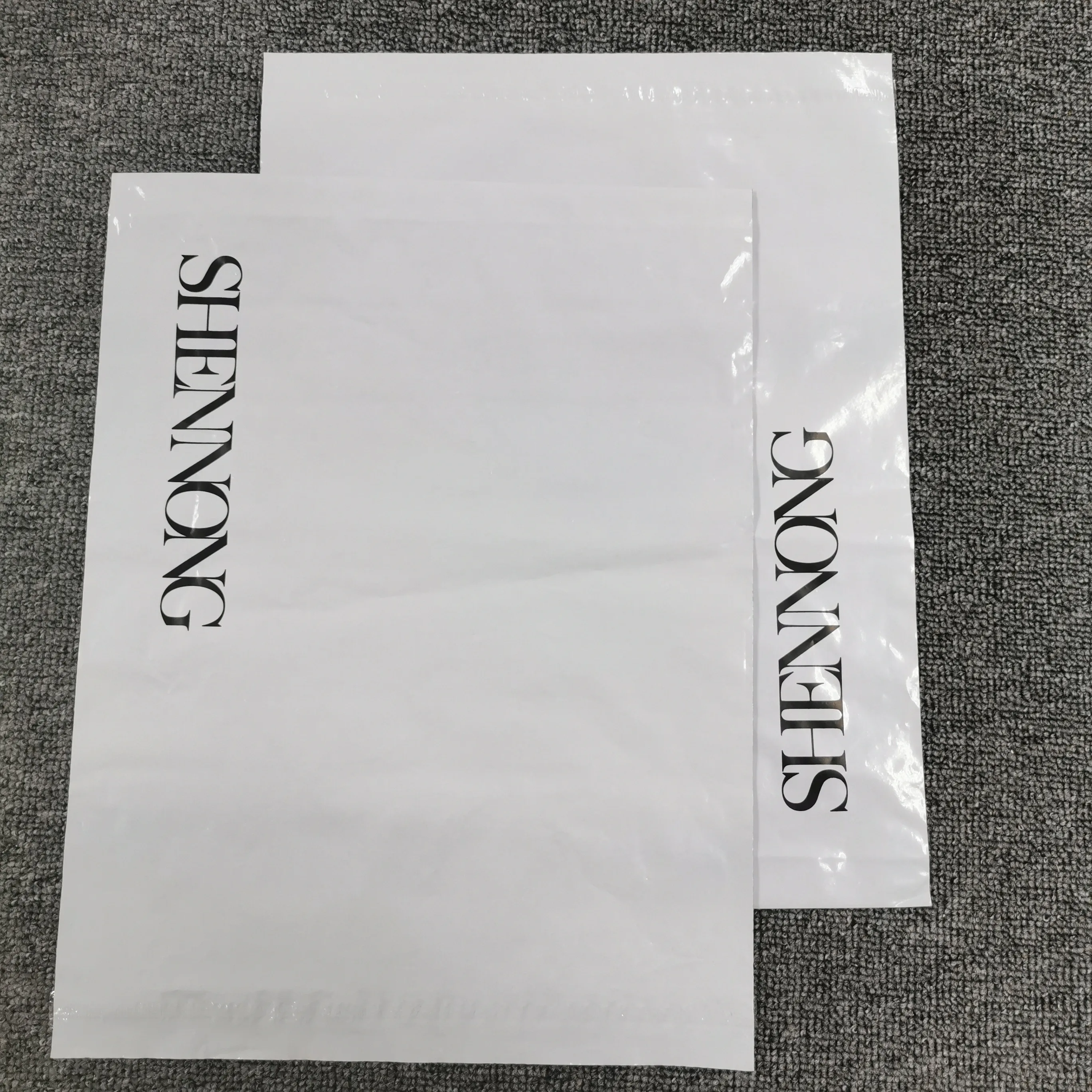 

Custom low MOQ postal bags black matte logo shipping bag clothing poly mailing package