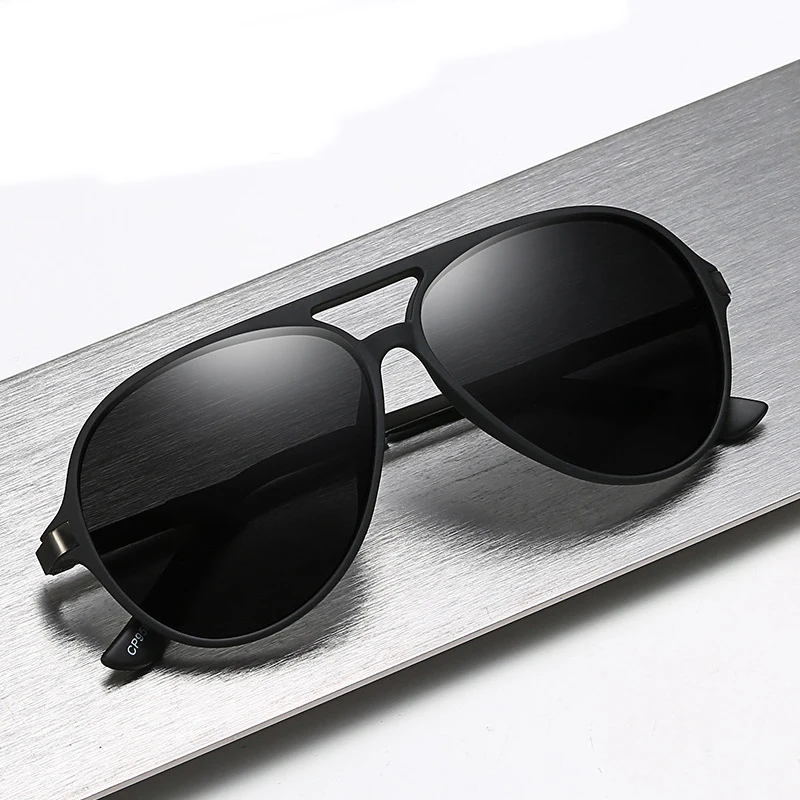 

Custom High Quality Fashion Men Double Bridge Classic Sport Sunglasses