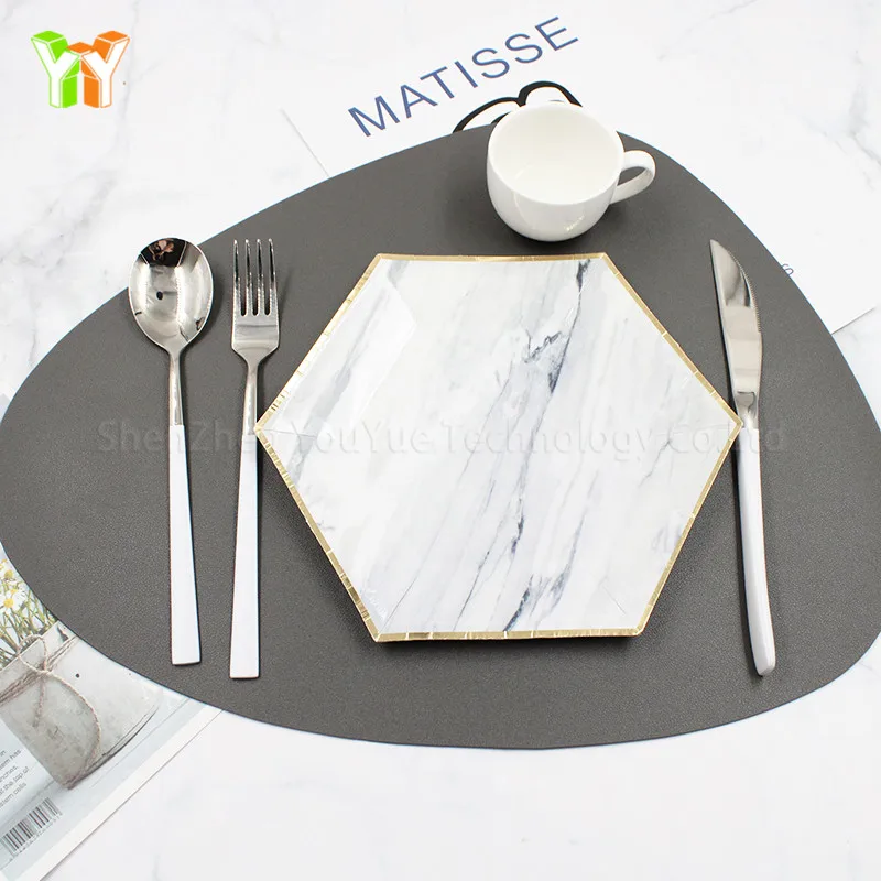 
Ready Ship Faux Leather Round Place mats Kitchen Dining Table Waterproof Coffee Washable Round PU Leather Place mats 