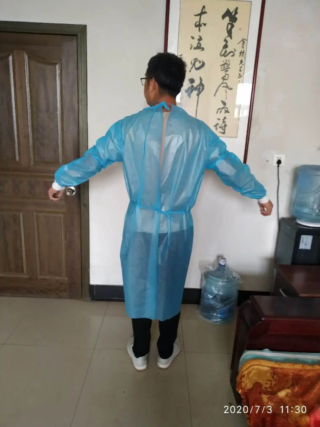 
Disposable PP woven gown SMS surgical Gowns CPE PPE gown apron level 1 level 2 leve 3 