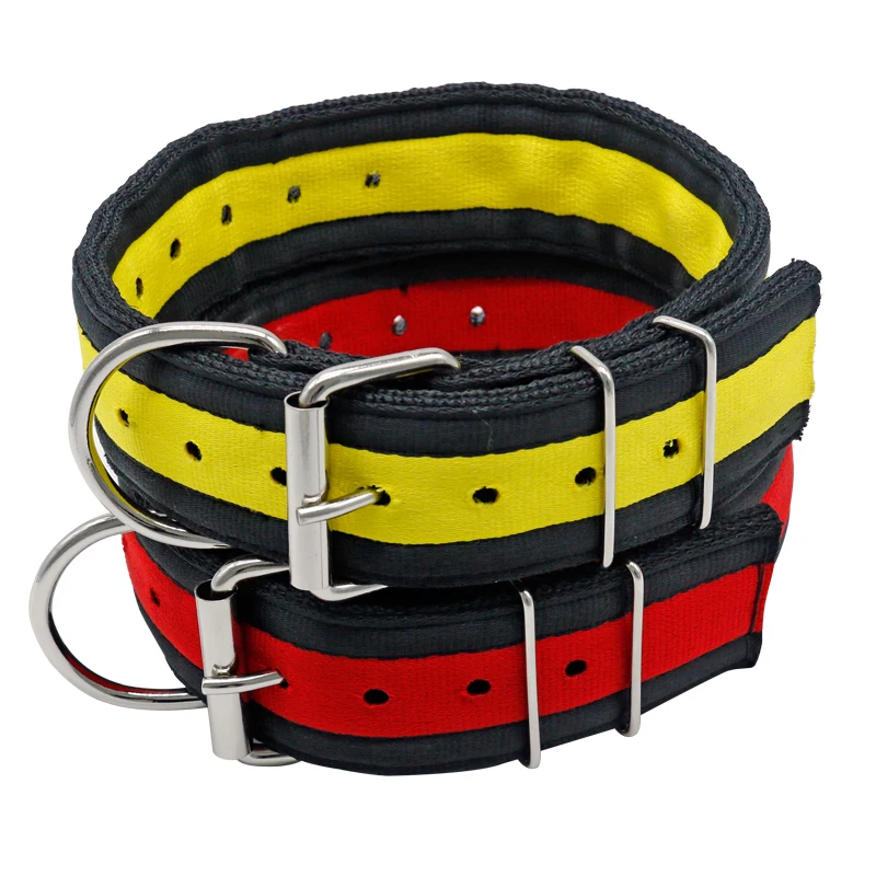 

Heavy Duty Durable Pitbull Yard Dog Chains Metal Collar Necklace With 4 Layers Nylon Webbing