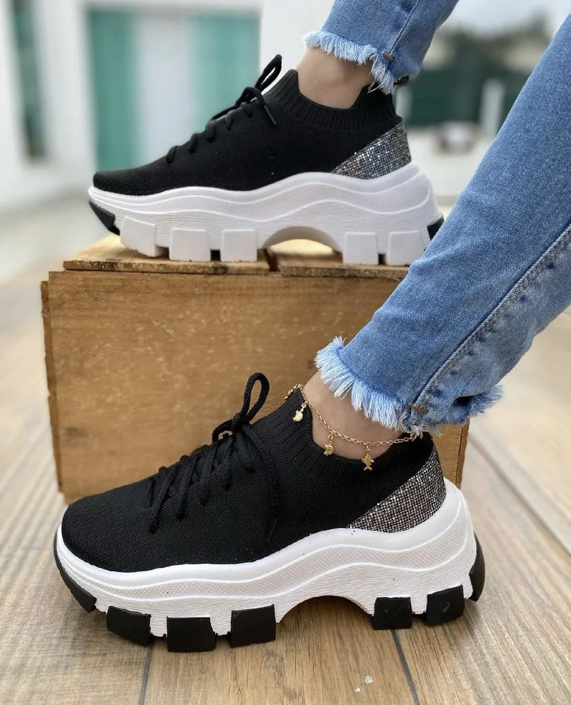 

New Summer Ladies Flying Woven Lightweight Sports Casual Running Shoes Thick-Soled Wild Cross-Lace Mesh Sneakers, Customized color