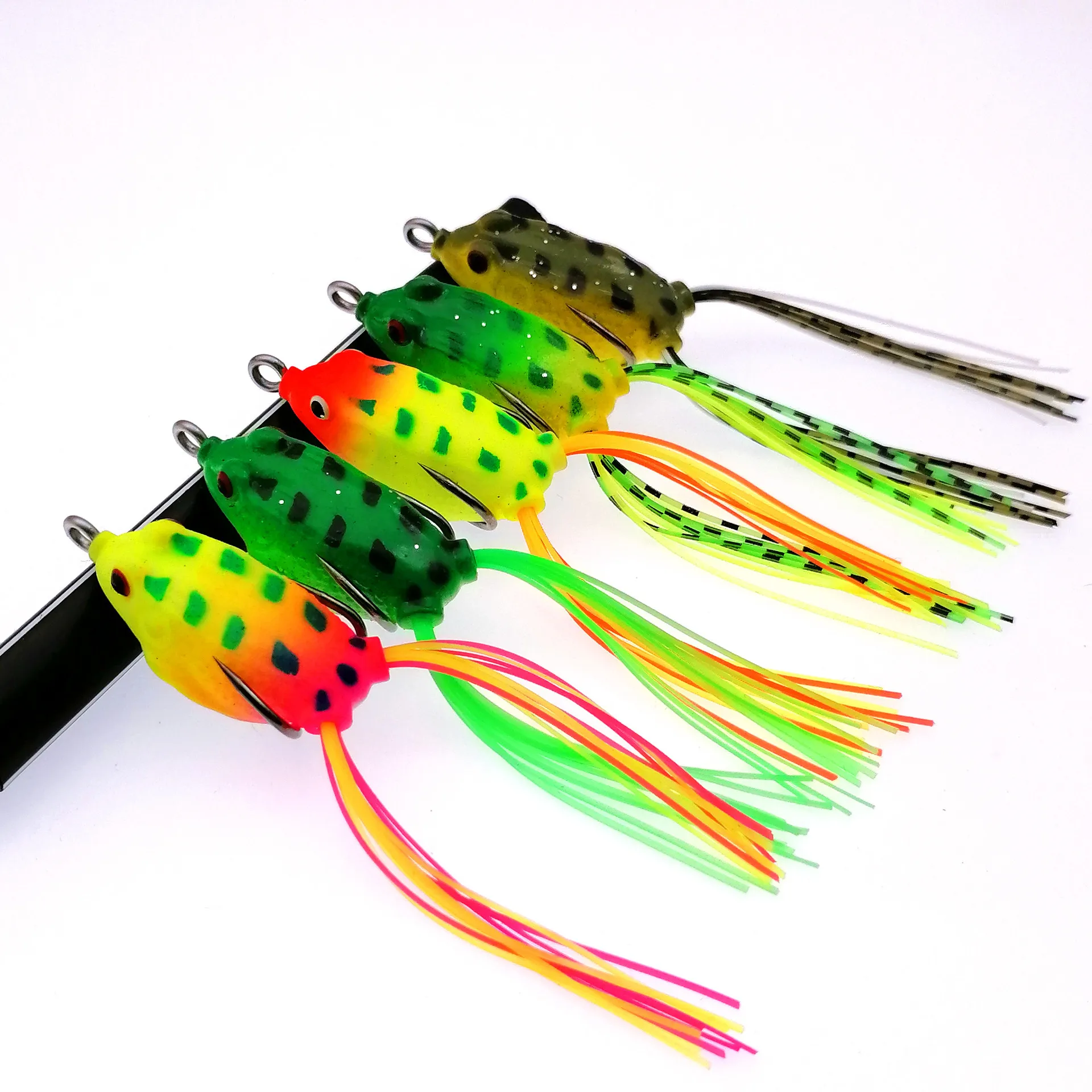 

Best selling small soft silicone colorful painted fishing frog lures, Pictures