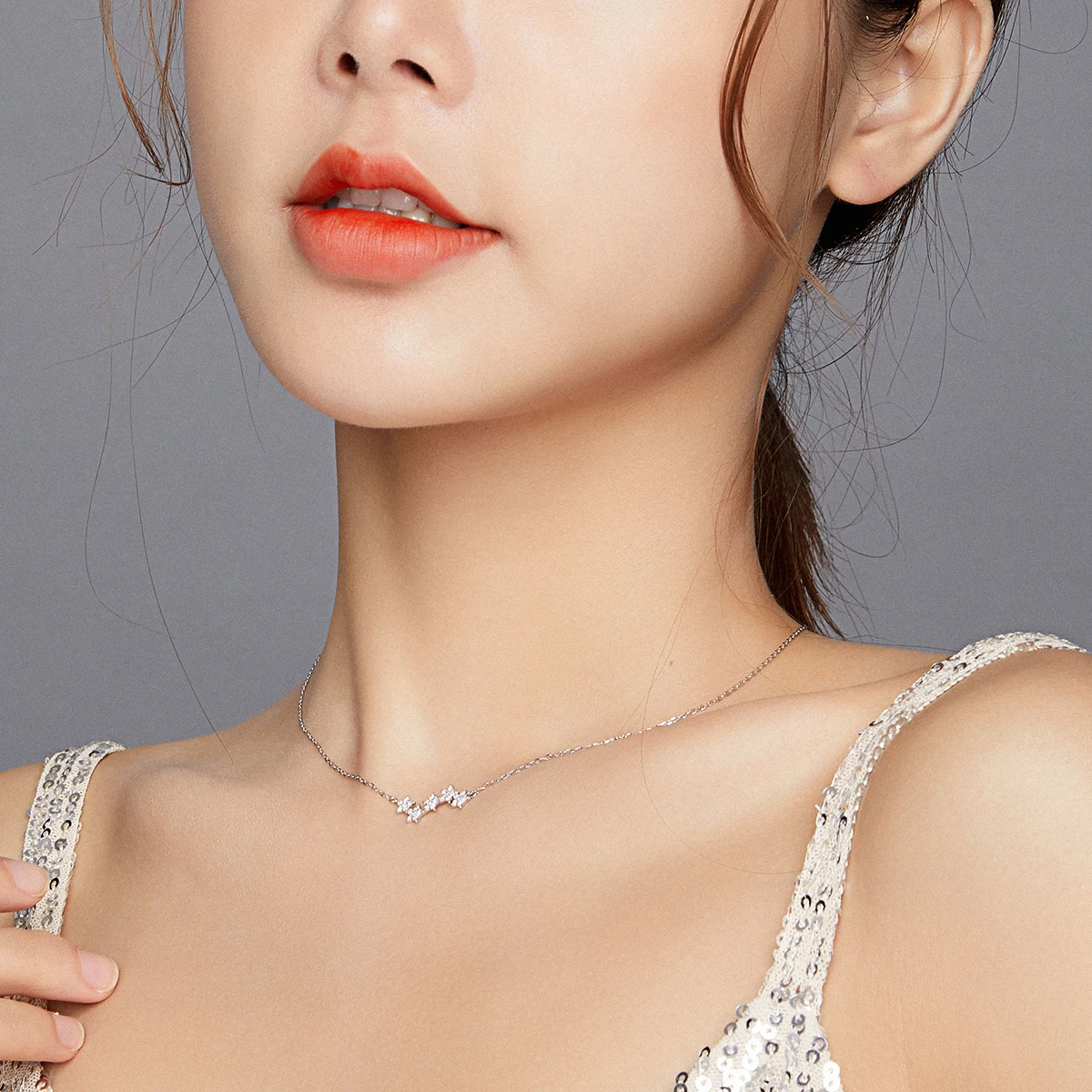 

Professional Manufacture Fashion 925 Sterling Silver Chain Necklace Star Necklace