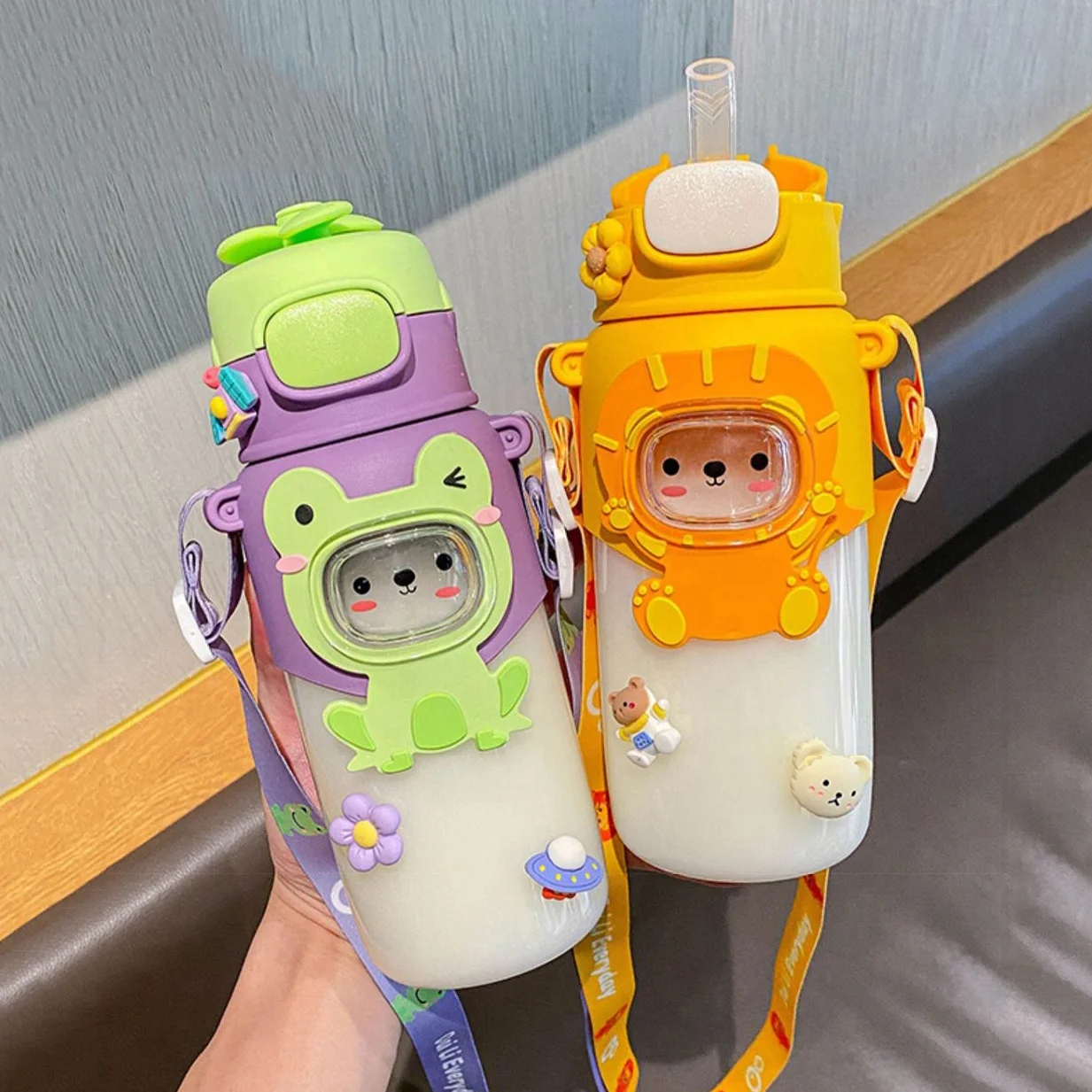 

600ml kawaii kids water bottle with straw cute animal plastic water bottle, Pink, yellow, purple, brown