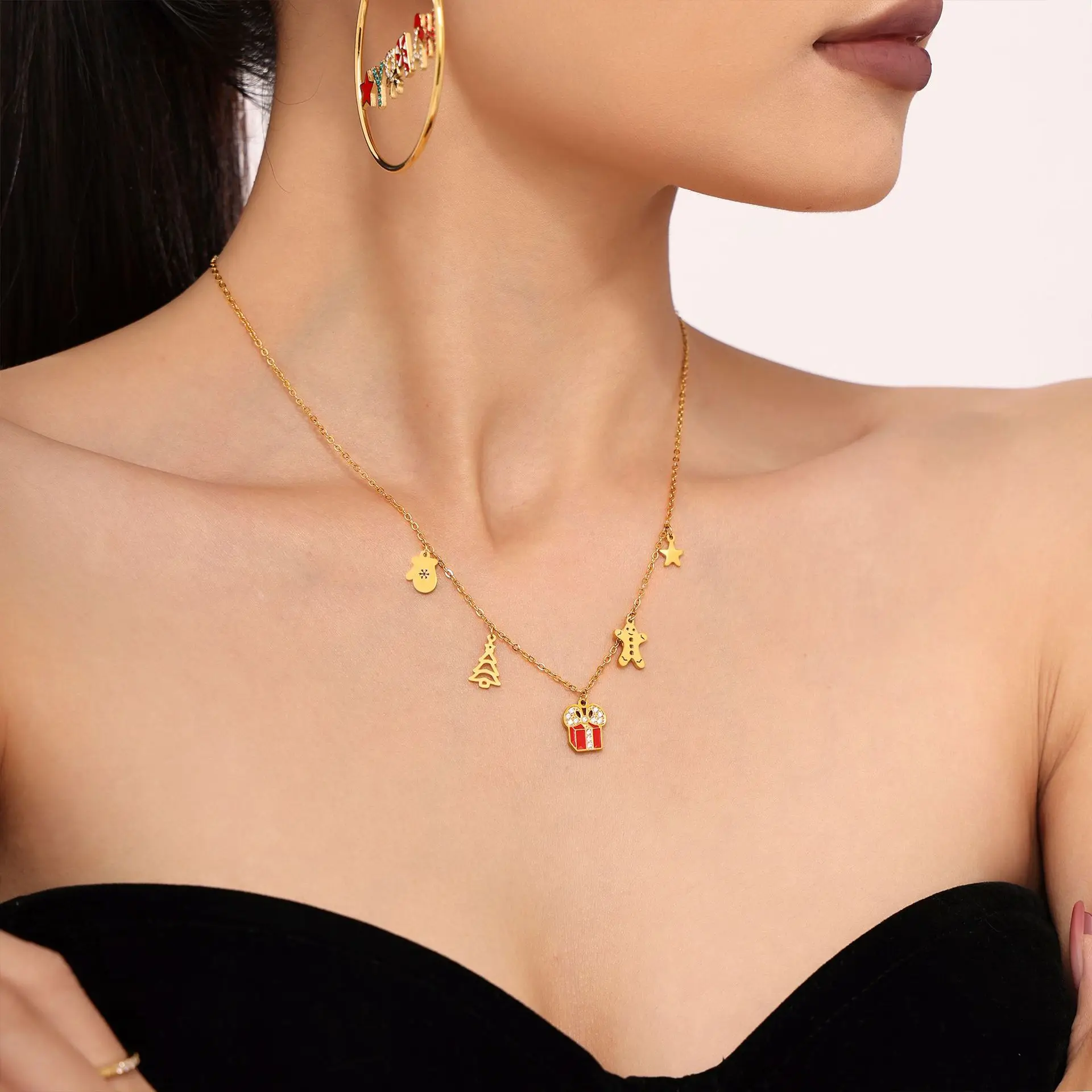 YF6053 Stainless Steel 18k Gold Plated Enamel Christmas Gift Zircon Geometric Pendant Necklace Waterproof