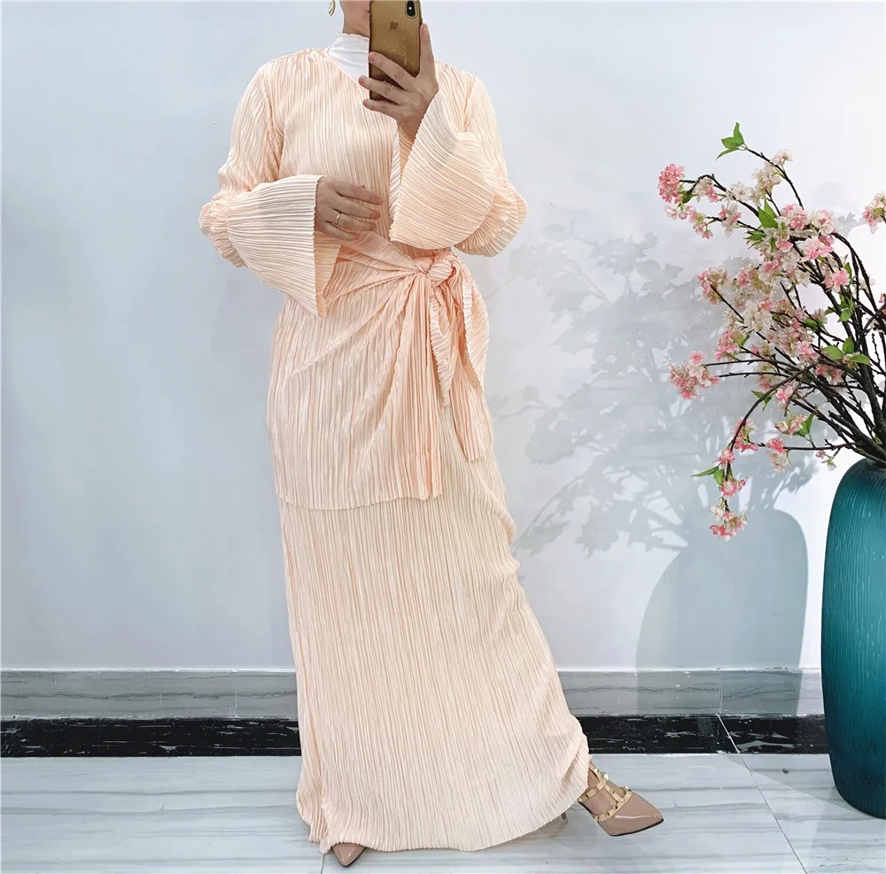 

2021 Modest Fashion Women Eid Mubarek 2pcs Wrap Dress Turkey Abaya Kaftan Pleated Stretchy Maxi Dress Suits Jilbab, 4 colors