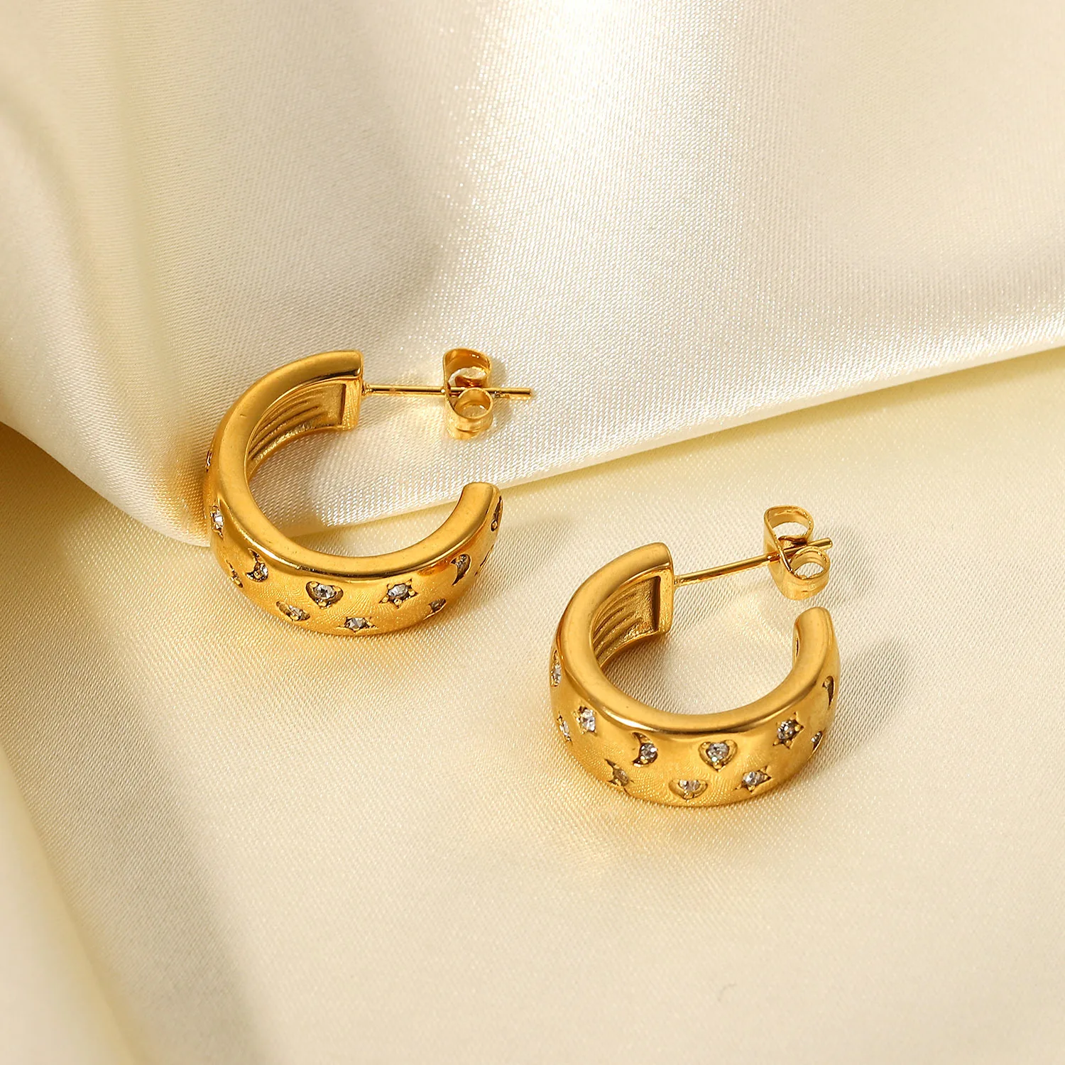 

Stainless Steel Hoop Earring Jewelry 18K Gold Diamond C Shape Earring Women Stud Earrings