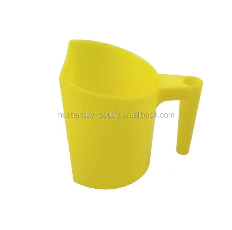 

1L , 2L Plastic Feeder scoop for Horse Cattle Livestock Pet Food Dog Scoop